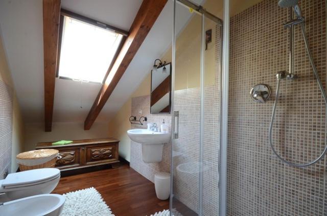 Bed and Breakfast Mirbea Cisano sul Neva Екстер'єр фото